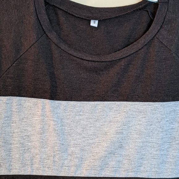 Unisex Colorblock Short Sleeve T-shirt, Black with Grey stripes - Picture 2 of 4